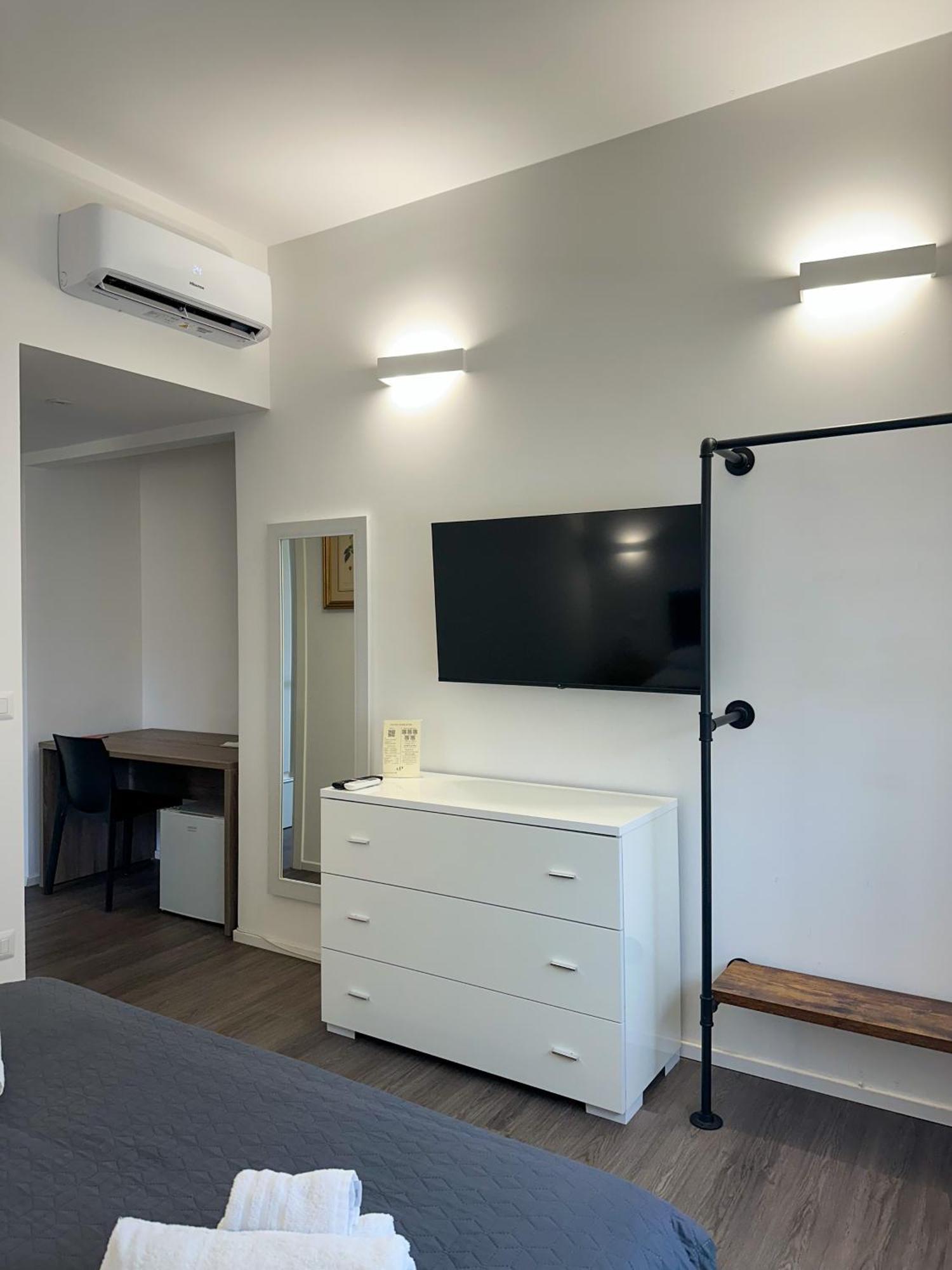 Dante 134 Rooms Κάλιαρι Εξωτερικό φωτογραφία